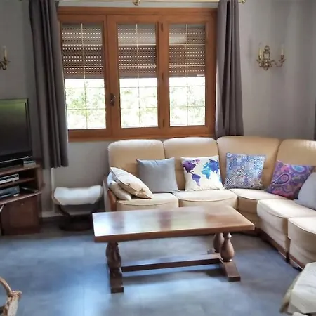 180 M² Proche 3 Vallees Et Station Thermale *