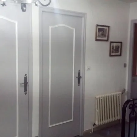 180 M² Proche 3 Vallees Et Station Thermale